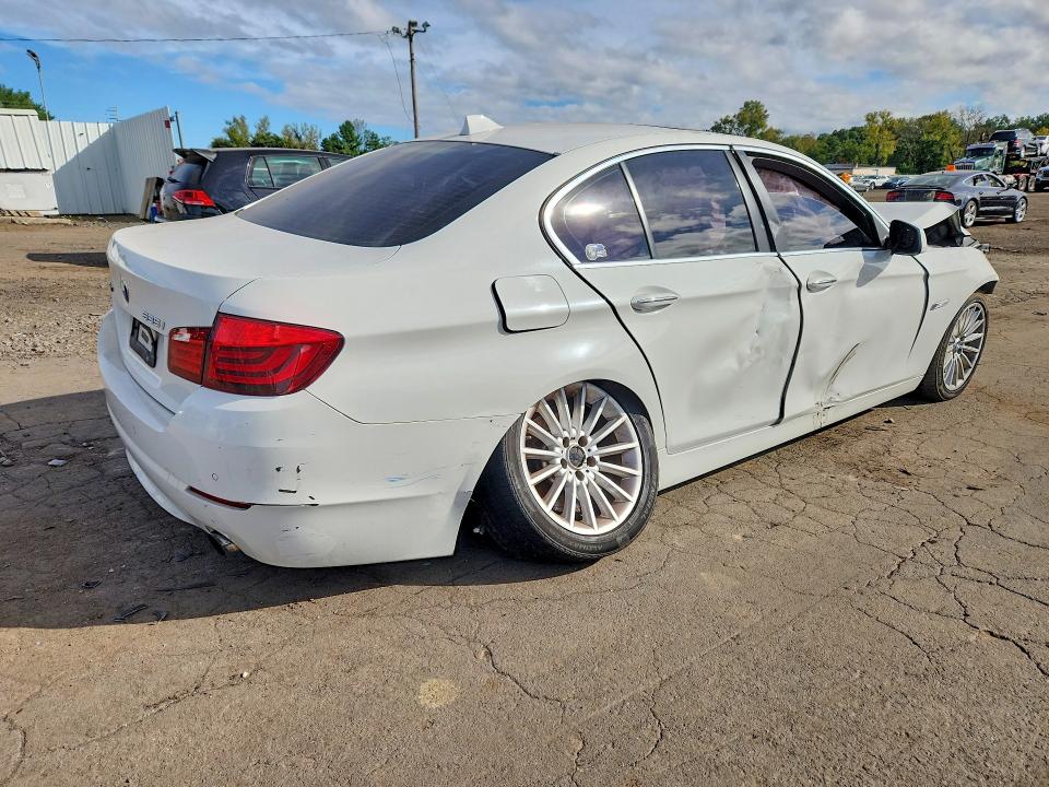 2013 Bmw 535 მანქანა იყიდება აუქციონზე, vin: WBAFU7C50DDU77831, აუქციონის ნომერი: 69801706