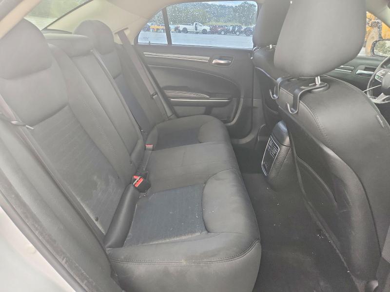 68179406 :رقم المزاد ، 2C3CCAAG6KH612129 vin ، 2019 Chrysler 300 مزاد بيع