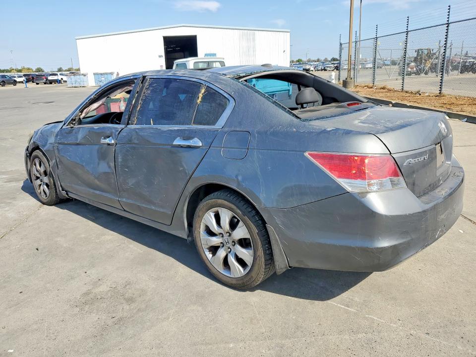 69638756 :رقم المزاد ، 1HGCP26898A097367 vin ، 2008 Honda Accord مزاد بيع