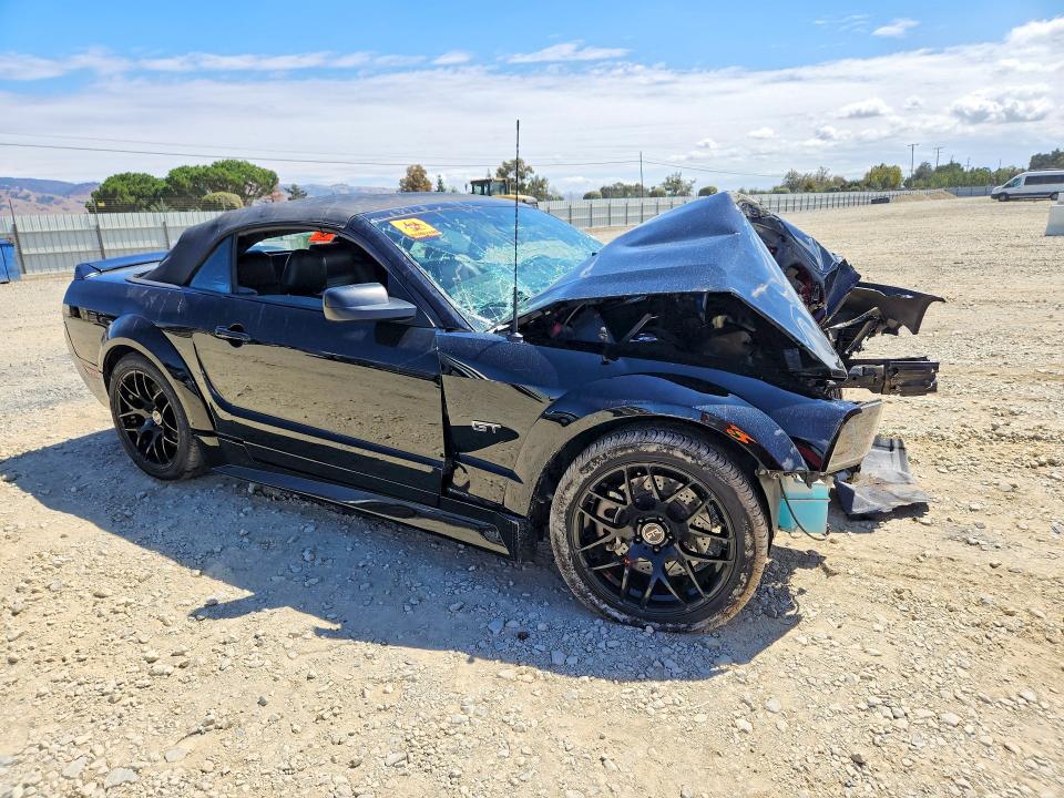 2006 Ford Mustang მანქანა იყიდება აუქციონზე, vin: 1ZVFT85HX65139382, აუქციონის ნომერი: 68094796