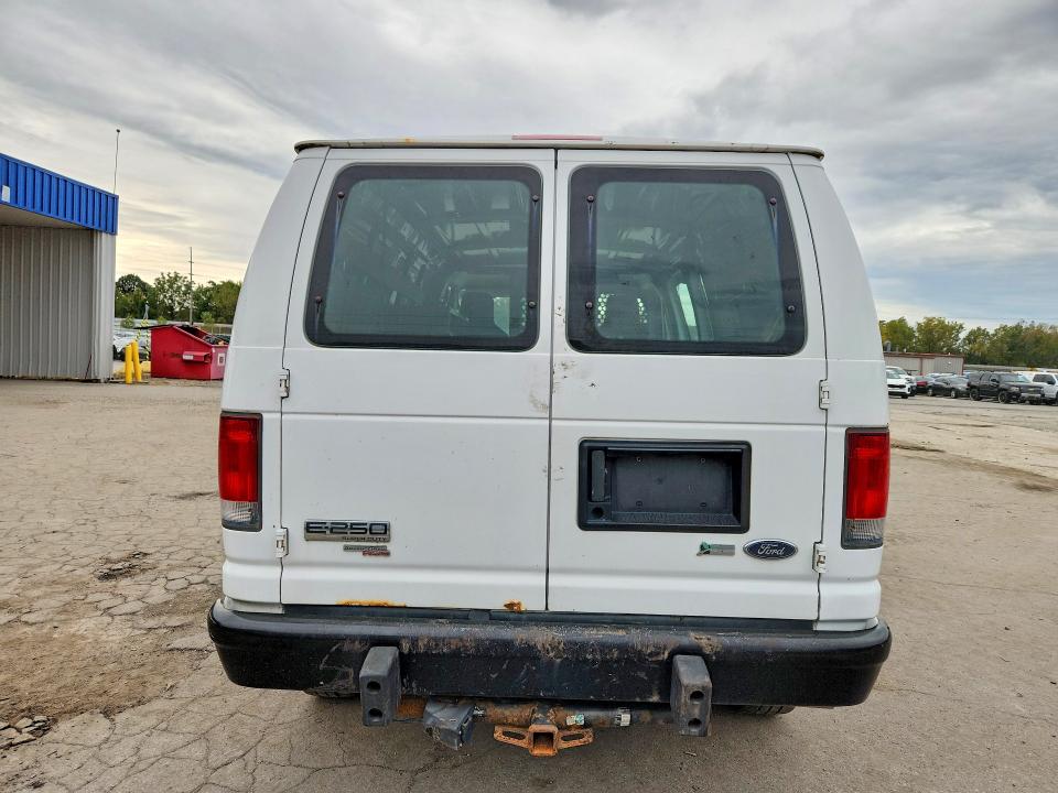 71302606 :رقم المزاد ، 1FTNE2EW3EDA54702 vin ، 2014 Ford Econoline مزاد بيع