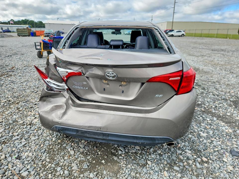 67826196 :رقم المزاد ، 5YFBURHE6HP659946 vin ، 2017 Toyota Corolla مزاد بيع