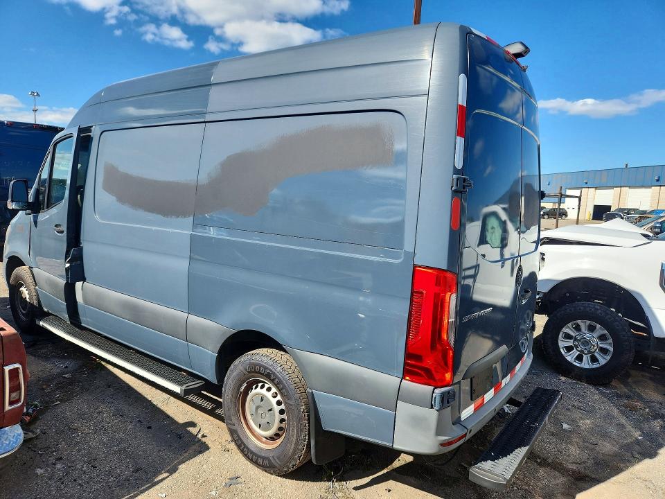 70811436 :رقم المزاد ، WD4PF0CD5KP057645 vin ، 2019 Mercedes-benz Sprinter مزاد بيع