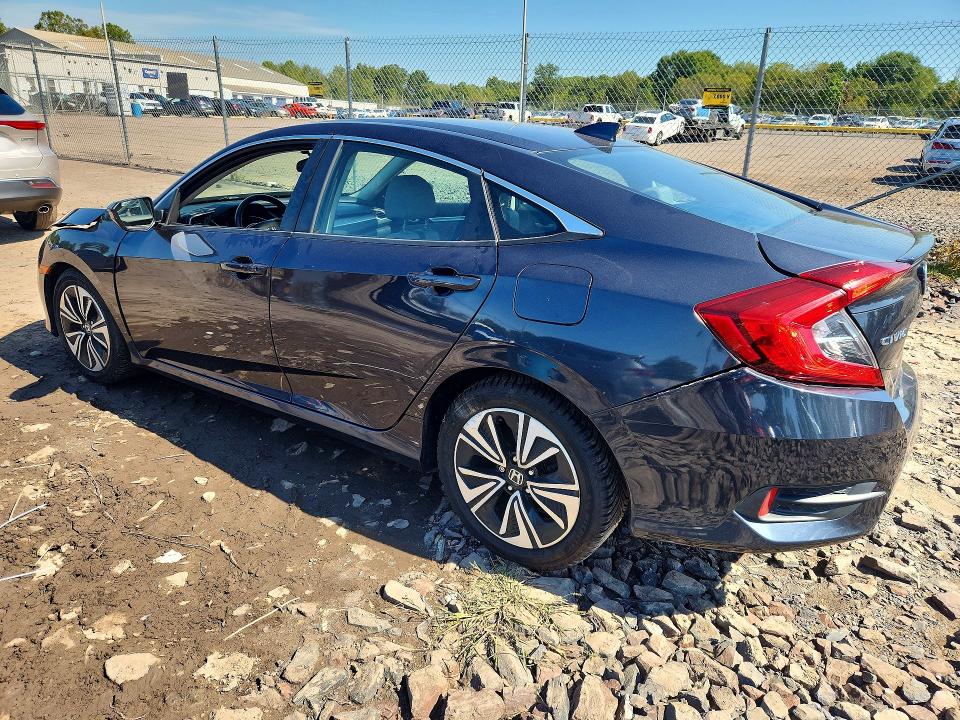Продажа на аукционе авто 2018 Honda Civic, vin: 2HGFC1F32JH646177, номер лота: 69252706