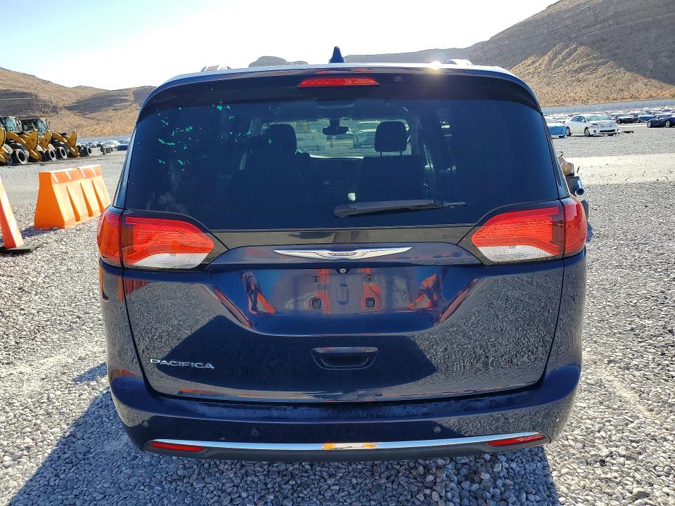 2017 Chrysler Pacifica მანქანა იყიდება აუქციონზე, vin: 2C4RC1BG2HR743730, აუქციონის ნომერი: 70363676