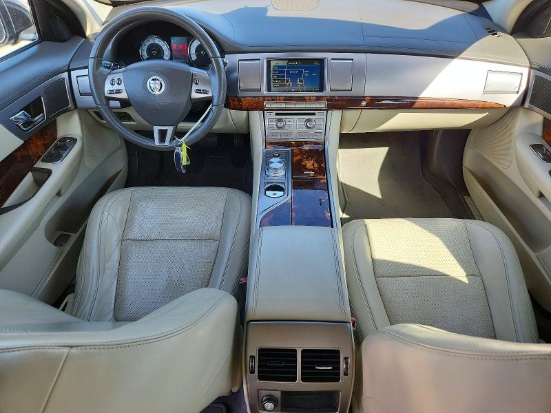 Продаж на аукціоні авто 2011 Jaguar Xf, vin: SAJWA0GB3BLR95438, номер лоту: 69242426