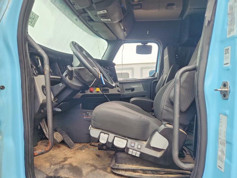 Продажа на аукционе авто 2023 Freightliner Cascadia 126, vin: 3AKJHHDR4PSUM6033, номер лота: 69519316