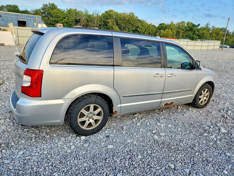 67653456 :رقم المزاد ، 2A4RR5DGXBR665038 vin ، 2011 Chrysler Town & Country مزاد بيع