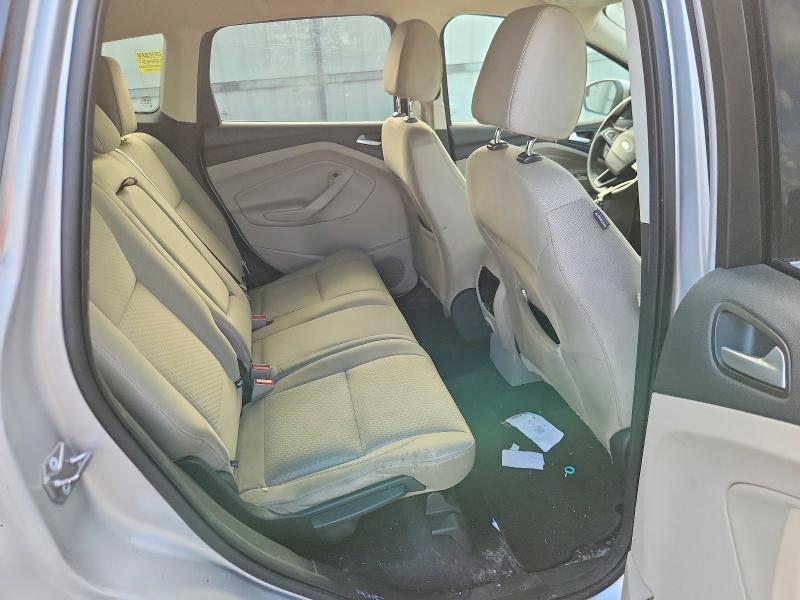67728856 :رقم المزاد ، 1FMCU9GD0HUF00643 vin ، 2017 Ford Escape مزاد بيع