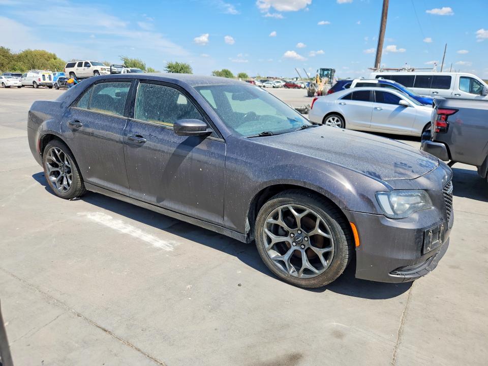 68240406 :رقم المزاد ، 2C3CCABG9GH175619 vin ، 2016 Chrysler 300 مزاد بيع