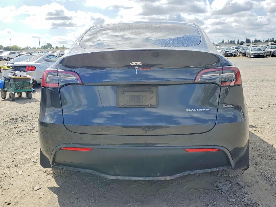Продаж на аукціоні авто 2024 Tesla Model Y, vin: 7SAYGAEE1RF084761, номер лоту: 68089166