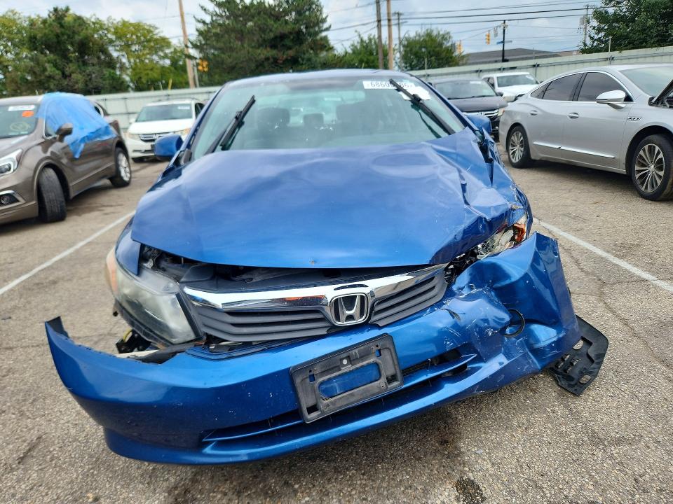 68609286 :رقم المزاد ، 19XFB2F55CE075906 vin ، 2012 Honda Civic مزاد بيع