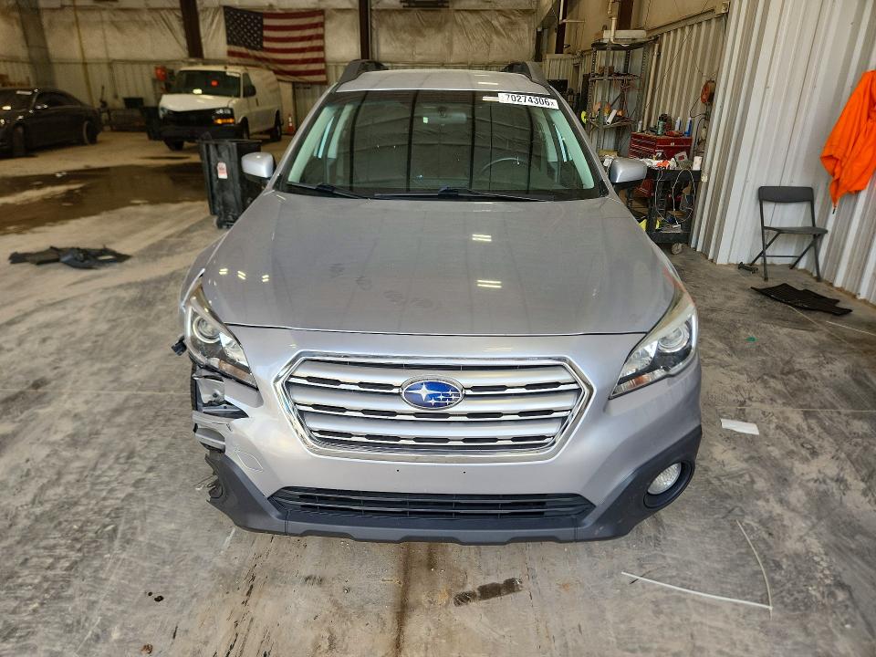 2015 Subaru Outback მანქანა იყიდება აუქციონზე, vin: 4S4BSBCC1F3329815, აუქციონის ნომერი: 70274306