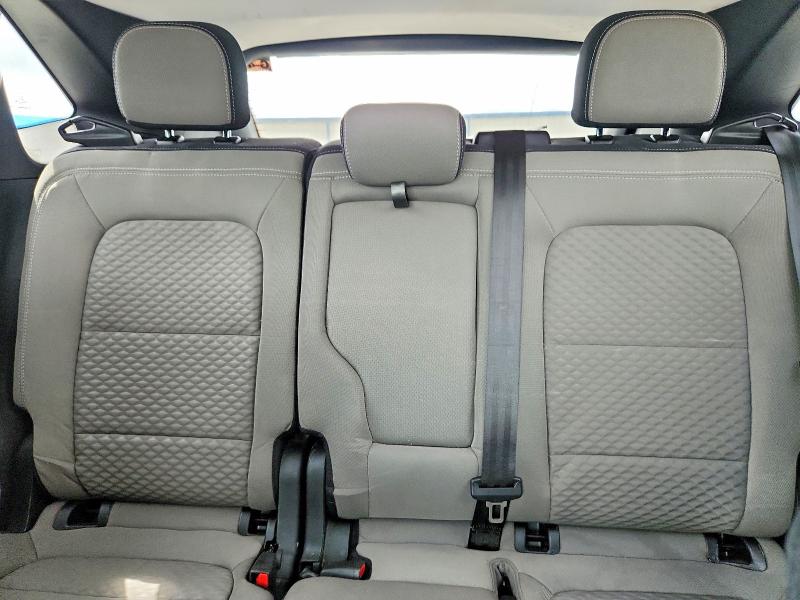 69306716 :رقم المزاد ، 1FMCU0G68NUA17295 vin ، 2022 Ford Escape مزاد بيع