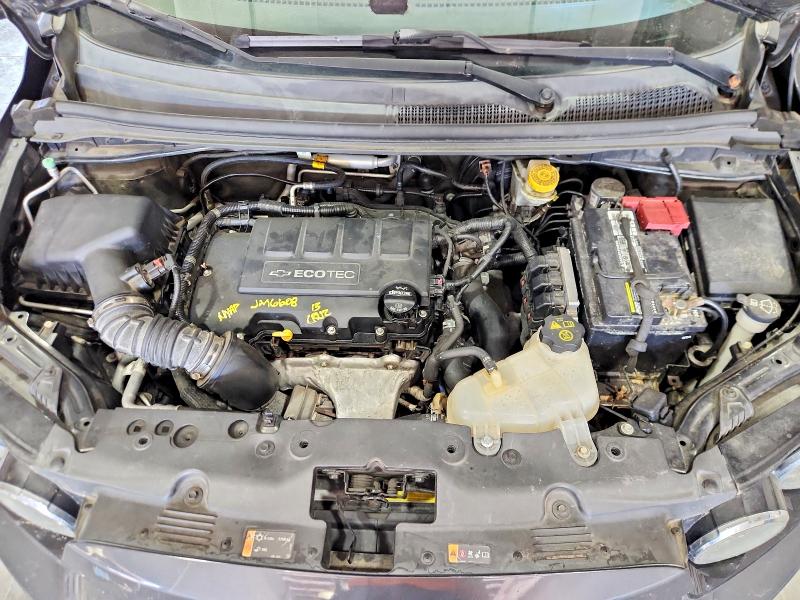 68059846 :رقم المزاد ، 1G1JE6SB1F4142102 vin ، 2015 Chevrolet Sonic مزاد بيع