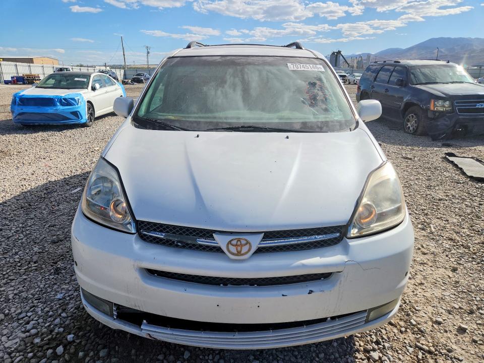 Продажа на аукционе авто 2004 Toyota Sienna, vin: 5TDBA22C14S013755, номер лота: 70745146