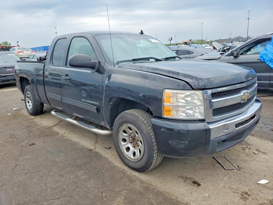 67799926 :رقم المزاد ، 1GCSCREA0AZ298259 vin ، 2010 Chevrolet Silverado مزاد بيع