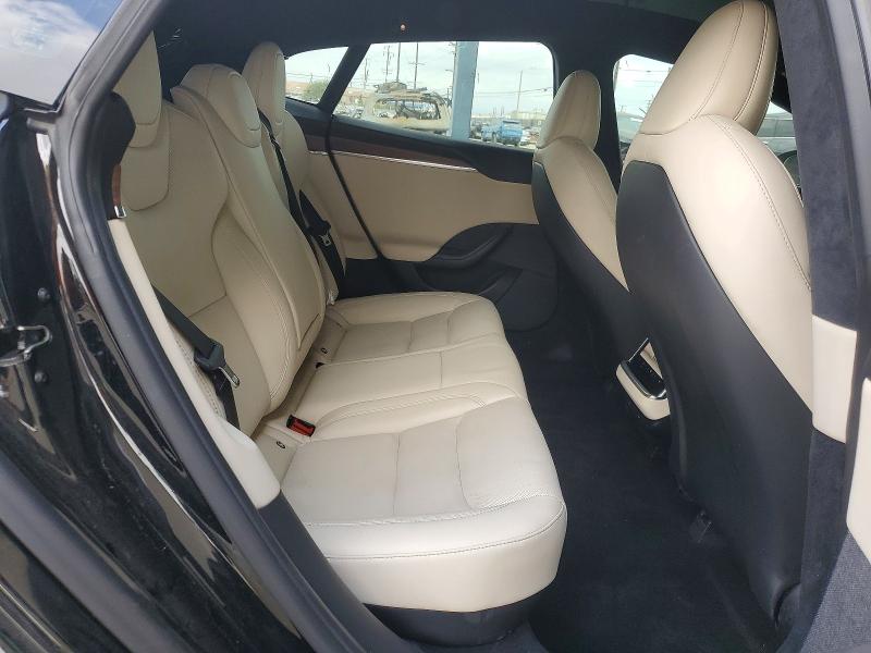 69187886 :رقم المزاد ، 5YJSA1E55MF436284 vin ، 2021 Tesla Model S مزاد بيع