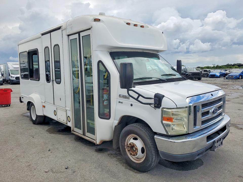2016 Ford Econoline მანქანა იყიდება აუქციონზე, vin: 1FDEE3FL9GDC32170, აუქციონის ნომერი: 67334956