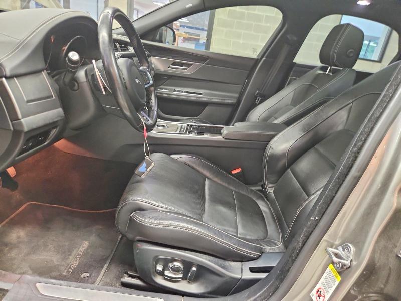 Aukcja sprzedaży 2018 Jaguar Xf, vin: SAJBM2FV5JCY63888, numer aukcji: 70343726