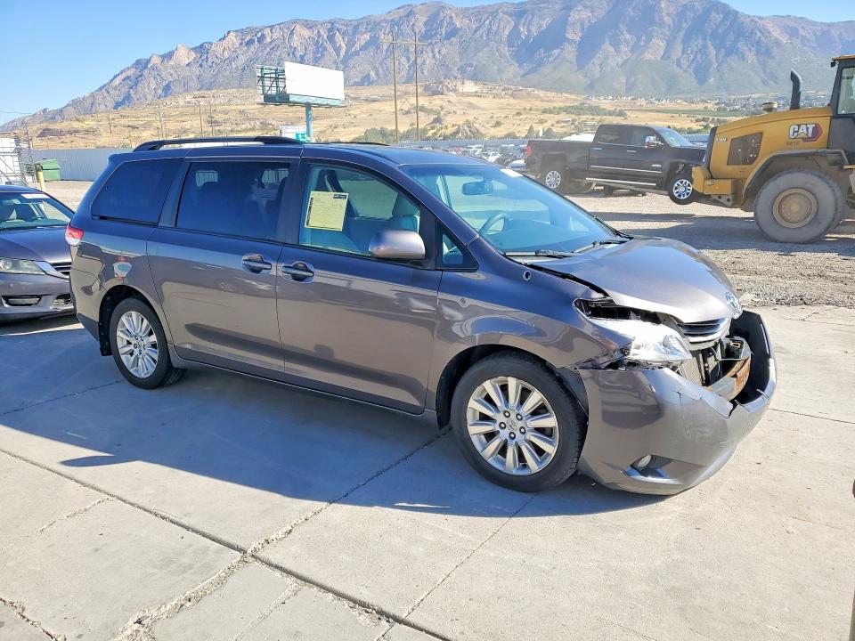 Продаж на аукціоні авто 2011 Toyota Sienna, vin: 5TDDK3DC3BS029235, номер лоту: 70301866