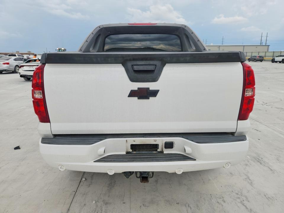 67925636 :رقم المزاد ، 3GNFK12338G216263 vin ، 2008 Chevrolet Avalanche مزاد بيع