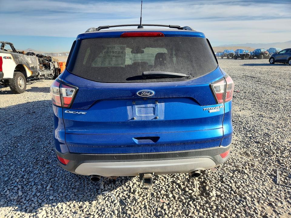 2017 Ford Escape მანქანა იყიდება აუქციონზე, vin: 1FMCU9J99HUA62175, აუქციონის ნომერი: 68400166