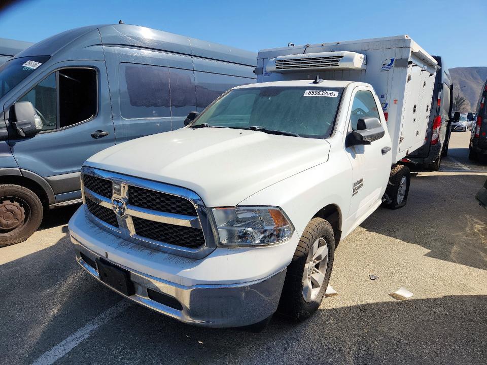 65963256 :رقم المزاد ، 3C6JR6DGXNG429368 vin ، 2022 Ram 1500 Classic مزاد بيع