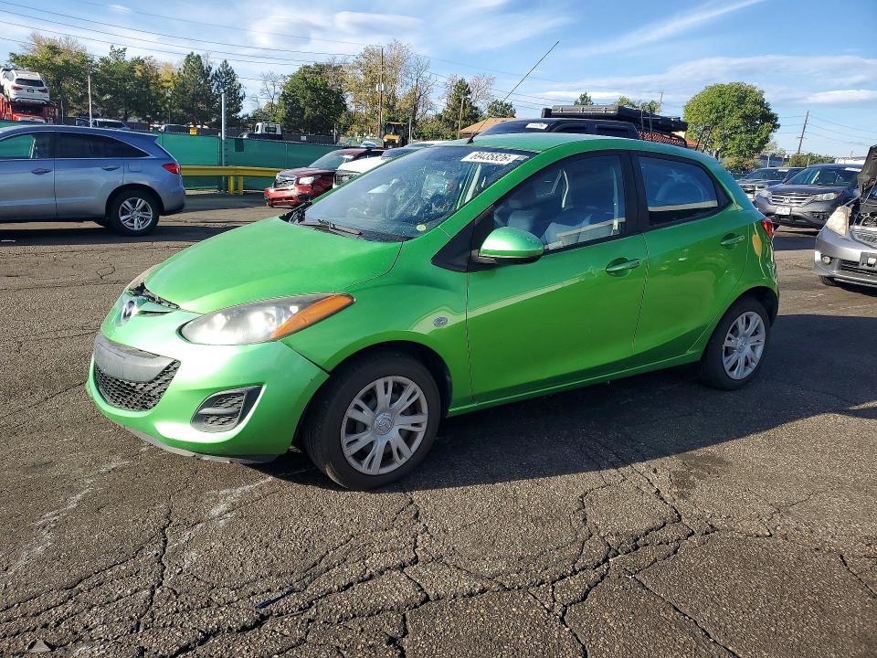 69435826 :رقم المزاد ، JM1DE1HZ5B0124733 vin ، 2011 Mazda Mazda2 مزاد بيع