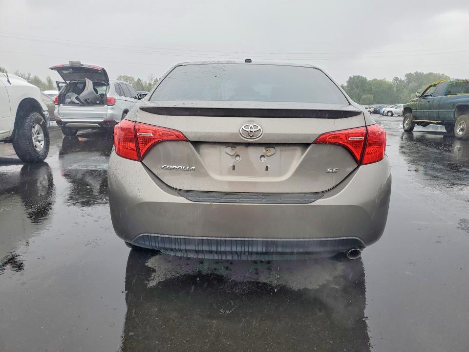 Продаж на аукціоні авто 2017 Toyota Corolla, vin: 2T1BURHE7HC795812, номер лоту: 67834436