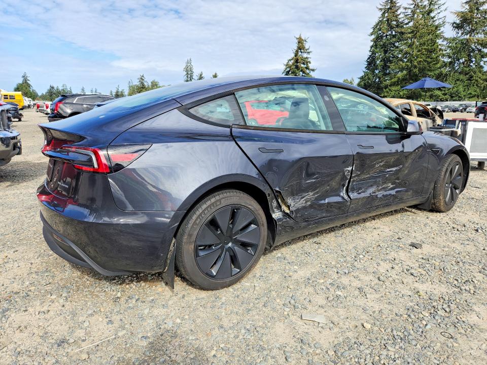 Продажа на аукционе авто 2024 Tesla Model 3, vin: 5YJ3E1EB6RF819561, номер лота: 70259366