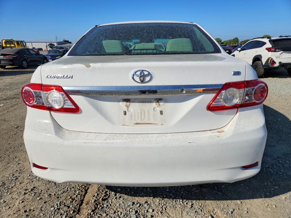 71225756 :رقم المزاد ، 5YFBU4EE1DP152440 vin ، 2013 Toyota Corolla مزاد بيع