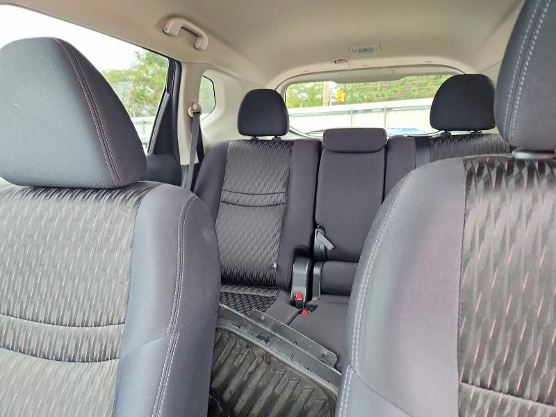 70043546 :رقم المزاد ، 5N1AT2MV9HC887178 vin ، 2017 Nissan Rogue مزاد بيع