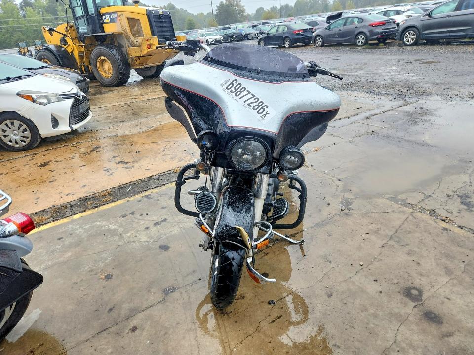 2010 Harley-davidson Flhtcu მანქანა იყიდება აუქციონზე, vin: 1HD1FC415AB614912, აუქციონის ნომერი: 69877286