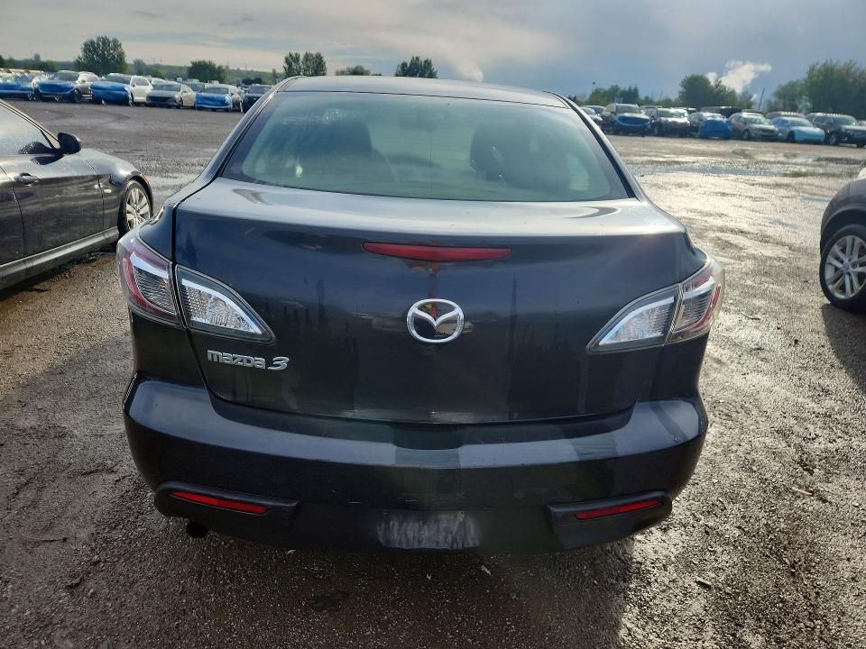 2011 Mazda 3 მანქანა იყიდება აუქციონზე, vin: JM1BL1UF4B1399352, აუქციონის ნომერი: 67444956