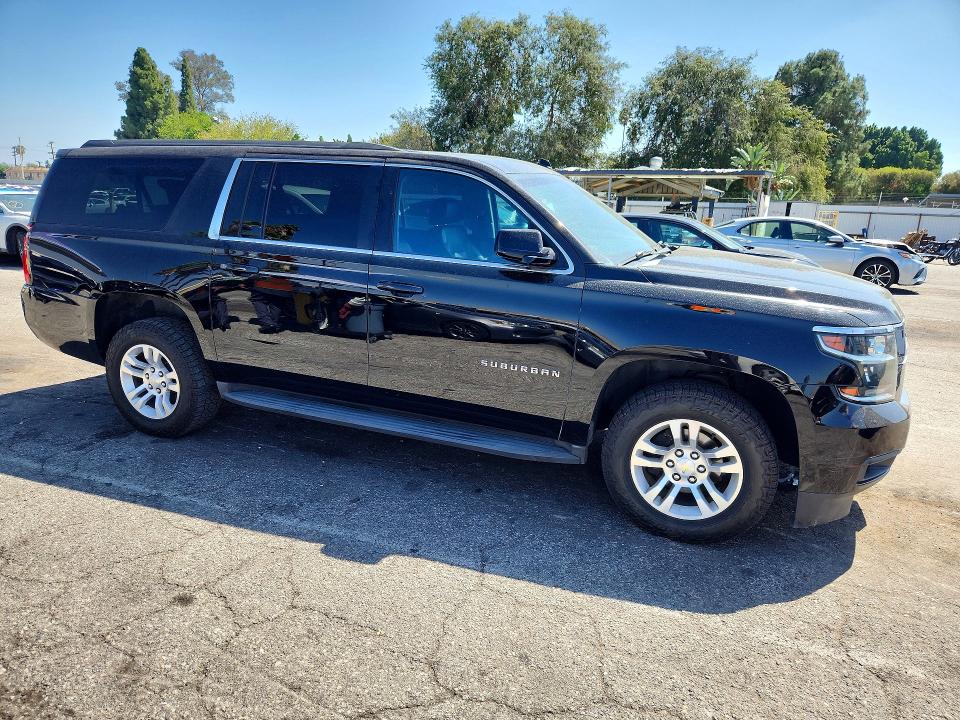 Aukcja sprzedaży 2015 Chevrolet Suburban, vin: 1GNSCJKC4FR258563, numer aukcji: 68257846