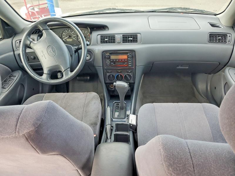 69006396 :رقم المزاد ، JT2BF22K410295924 vin ، 2001 Toyota Camry مزاد بيع