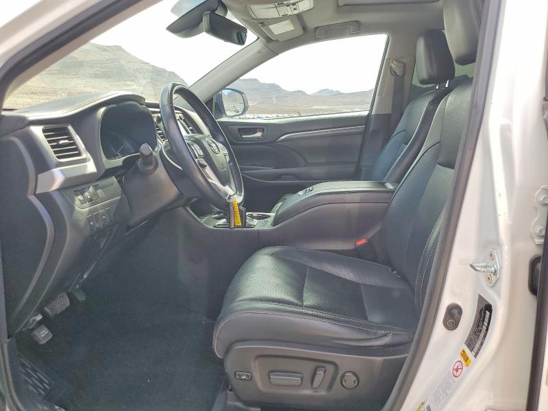 Продажа на аукционе авто 2017 Toyota Highlander, vin: 5TDDZRFH8HS434202, номер лота: 69720446