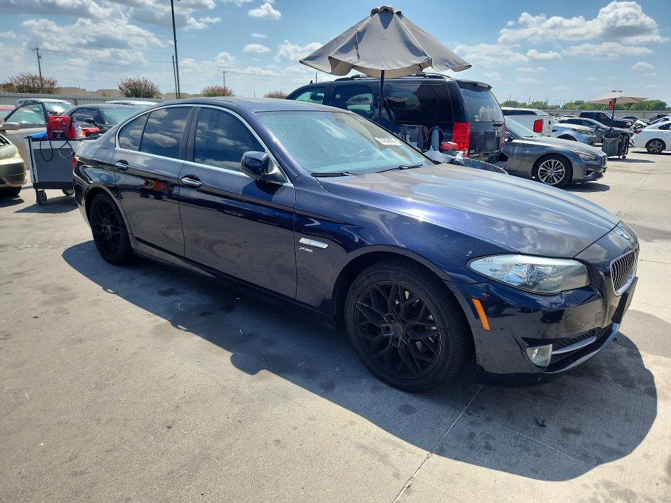 67838896 :رقم المزاد ، WBAXH5C59CC594938 vin ، 2012 Bmw 528 مزاد بيع