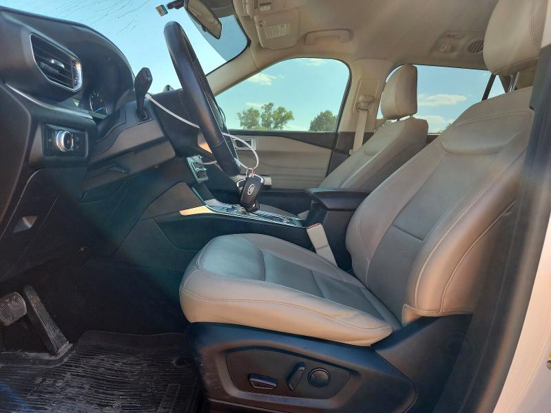 Продажа на аукционе авто 2022 Ford Explorer, vin: 1FMSK8DH3NGB15901, номер лота: 65636386