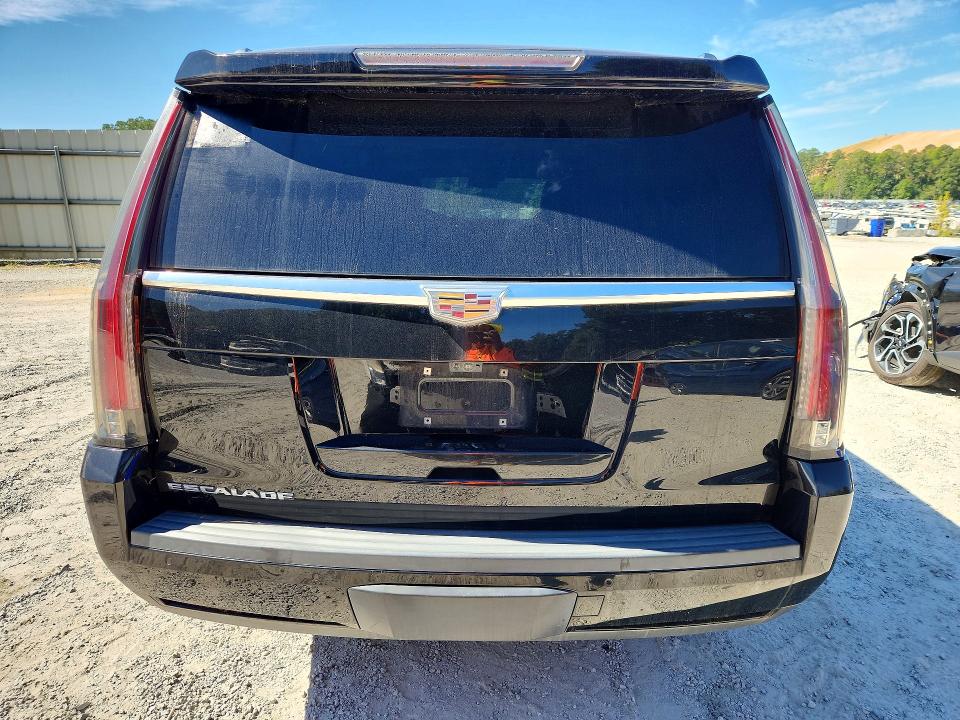 Продаж на аукціоні авто 2018 Cadillac Escalade, vin: 1GYS4BKJ8JR259826, номер лоту: 70635266