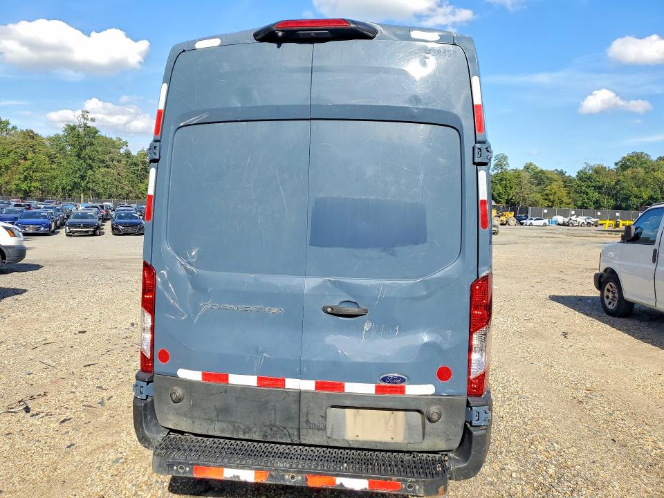 67792376 :رقم المزاد ، 1FTBR3X88LKB27390 vin ، 2020 Ford Transit مزاد بيع