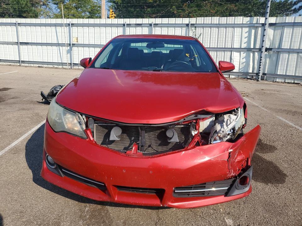 69376466 :رقم المزاد ، 4T1BF1FK3CU551053 vin ، 2012 Toyota Camry مزاد بيع