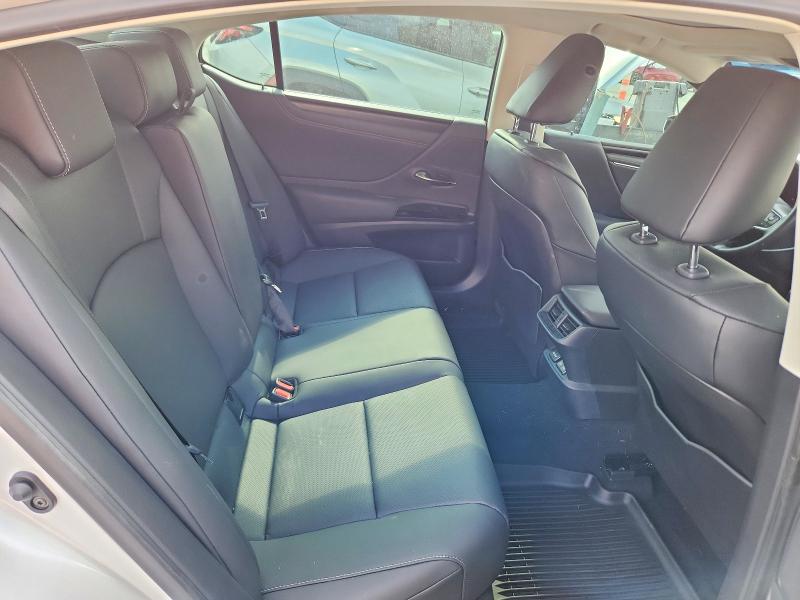 70256536 :رقم المزاد ، 58ADZ1B11SU211145 vin ، 2025 Lexus Es 350 مزاد بيع