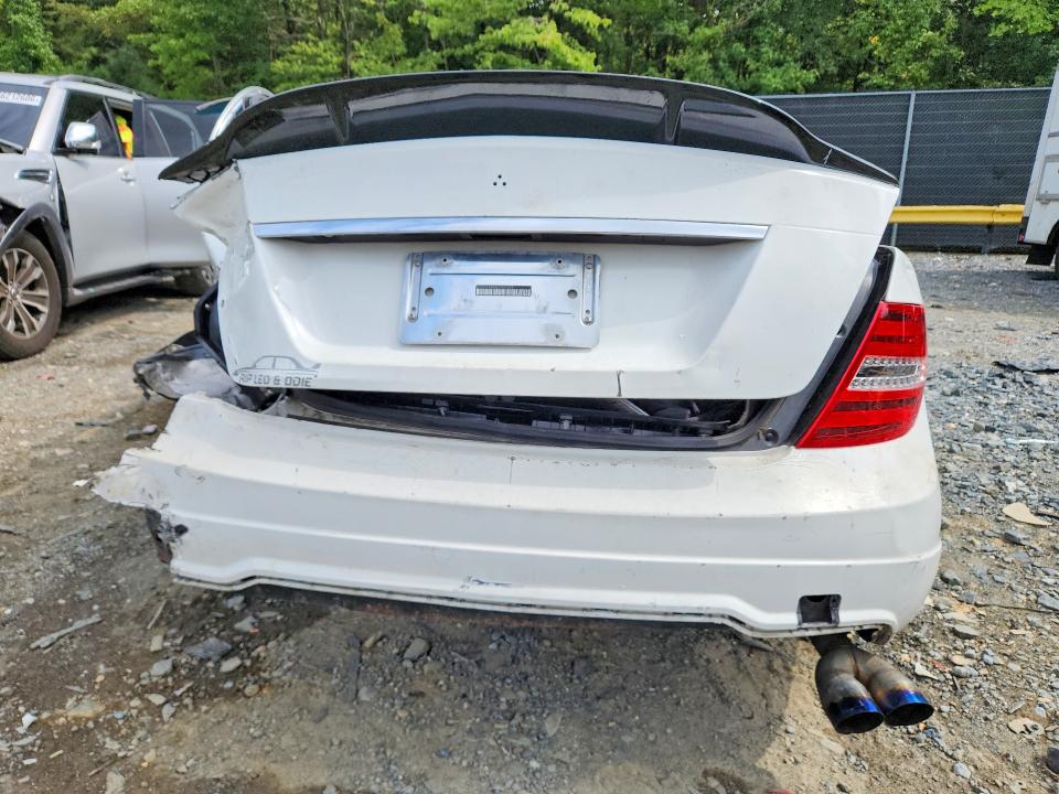 2014 Mercedes-benz C მანქანა იყიდება აუქციონზე, vin: WDDGF8AB4EA947609, აუქციონის ნომერი: 68396036