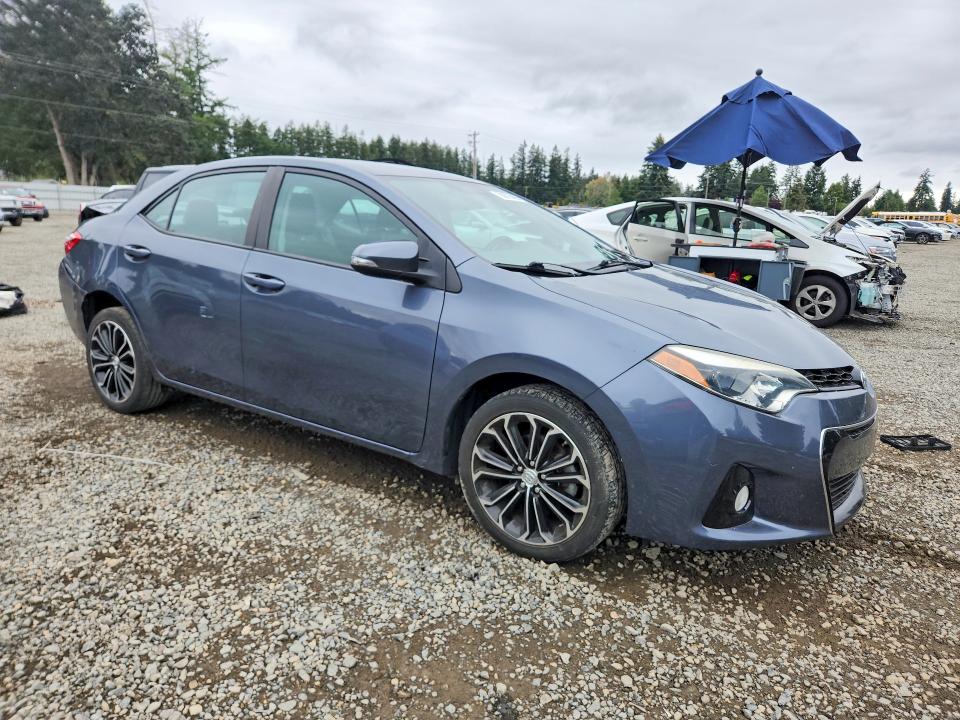 70875496 :رقم المزاد ، 5YFBURHE8FP184586 vin ، 2015 Toyota Corolla مزاد بيع