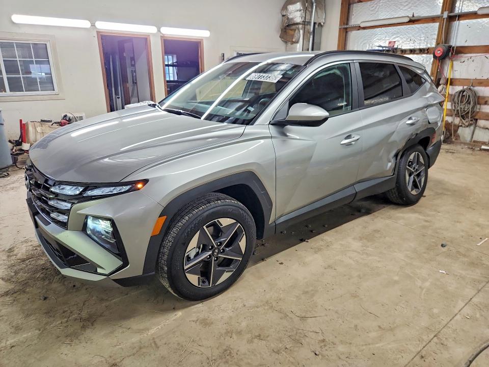 Продажа на аукционе авто 2026 Hyundai Tucson, vin: 5NMJBCDE4TH734442, номер лота: 69773736