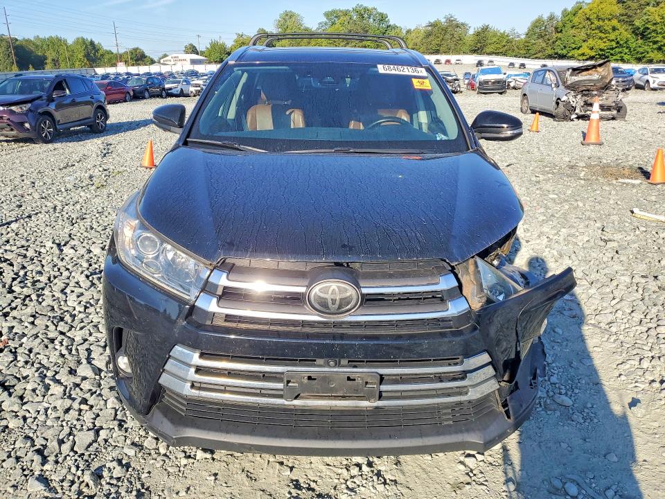 Продаж на аукціоні авто 2017 Toyota Highlander, vin: 5TDDZRFH0HS358183, номер лоту: 68462136