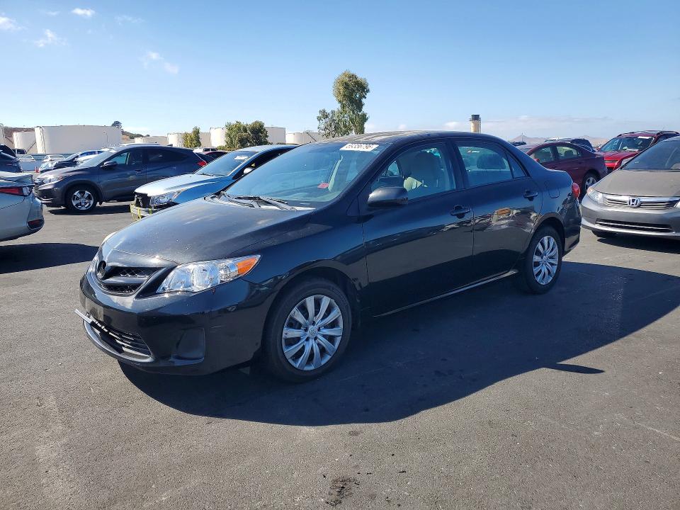 69356796 :رقم المزاد ، 2T1BU4EE3CC805963 vin ، 2012 Toyota Corolla مزاد بيع