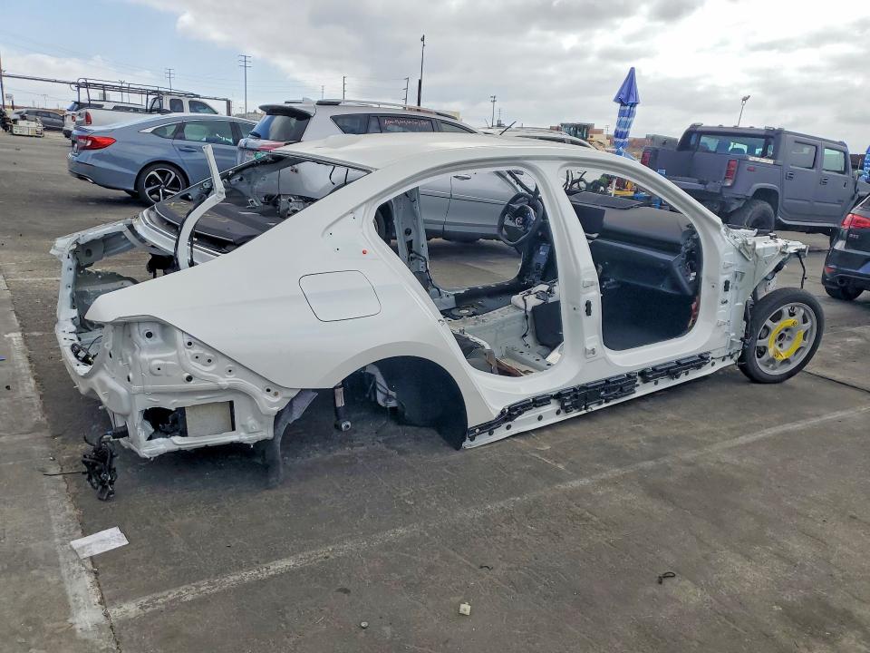 69014816 :رقم المزاد ، WBA43FJ01RCR64254 vin ، 2024 Bmw 530 مزاد بيع